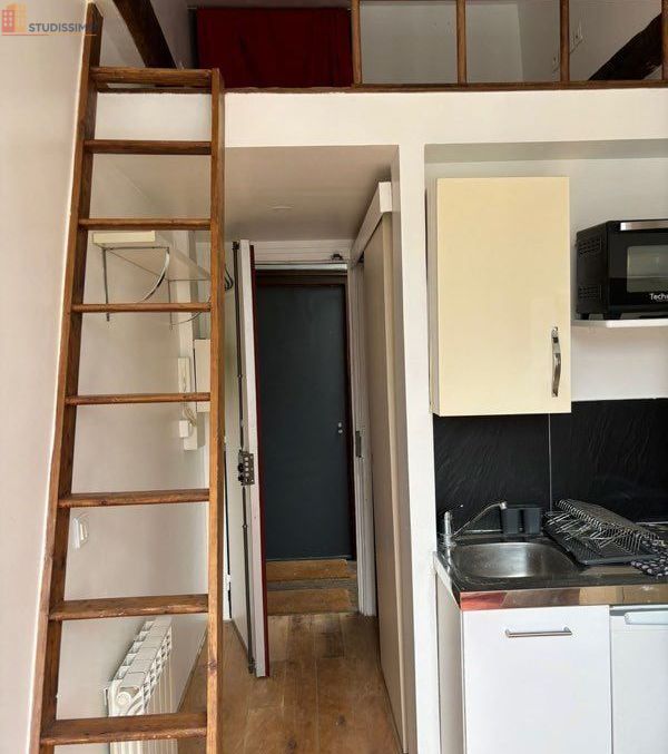 Studio meublé 10m² Paris 10e - Calme, coin nuit - Photo 5