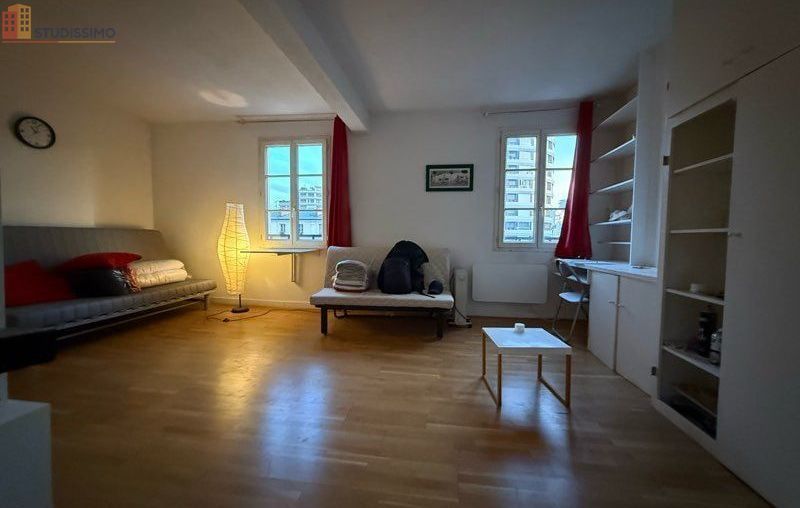 Studio à Paris