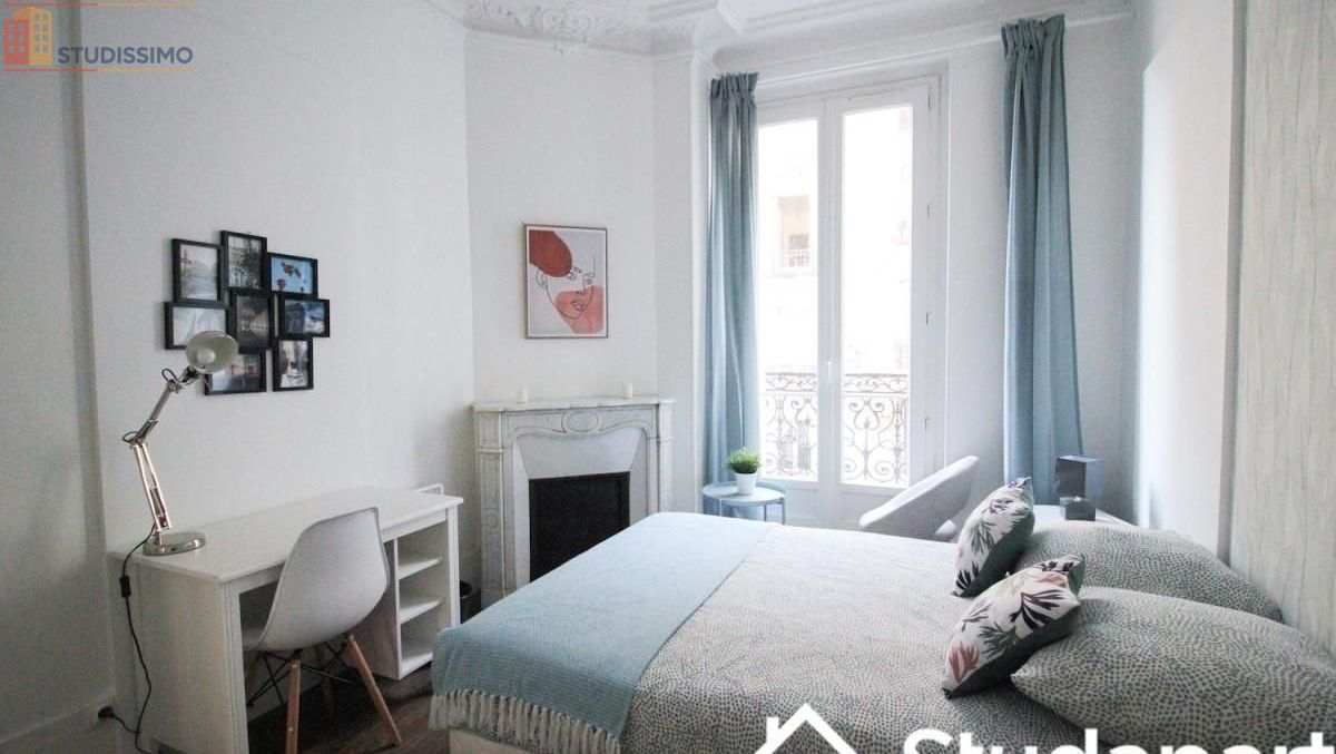 Studio meublé 13m² Paris 18e - Charmant, lumineux - Photo 1