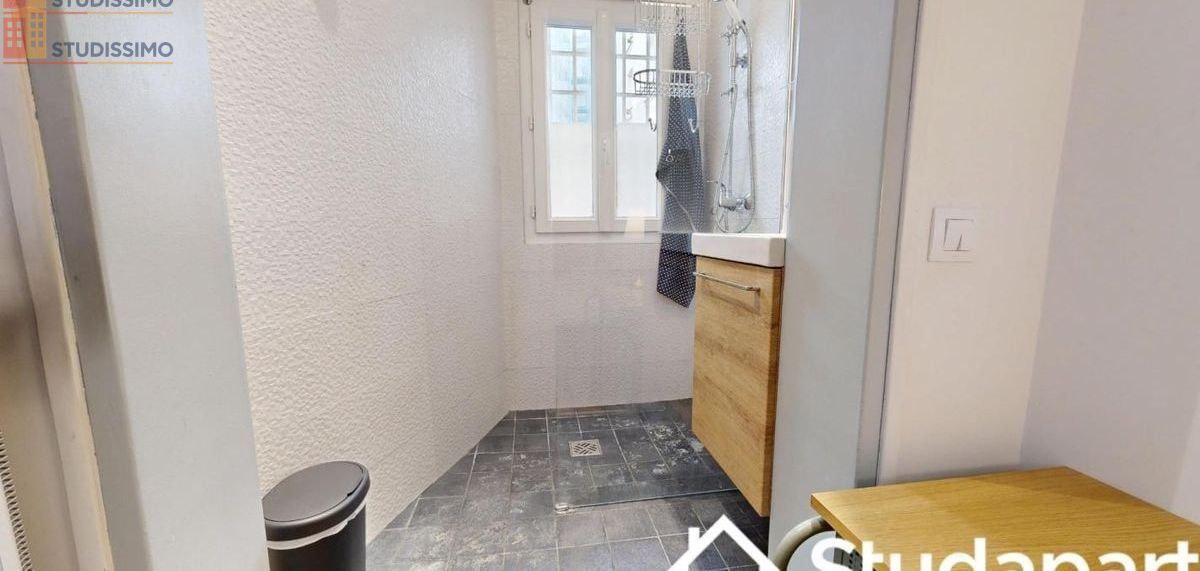 Studio meublé 11m² Paris 18e - DPE A, calme - Photo 2