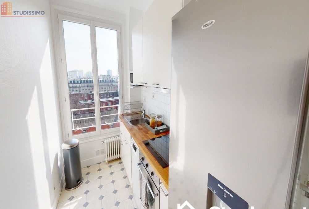 Studio meublé 12m² Paris 15e - Étage élevé, lumineux - Photo 1