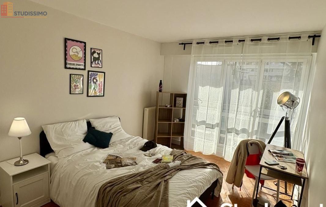 Studio meublé 13m² Paris 15e - Lumineux, étage élevé - Photo 2