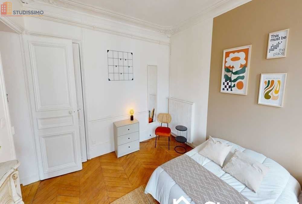 Studio meublé 19m² Paris 10e - Calme, 4e étage - Photo 1