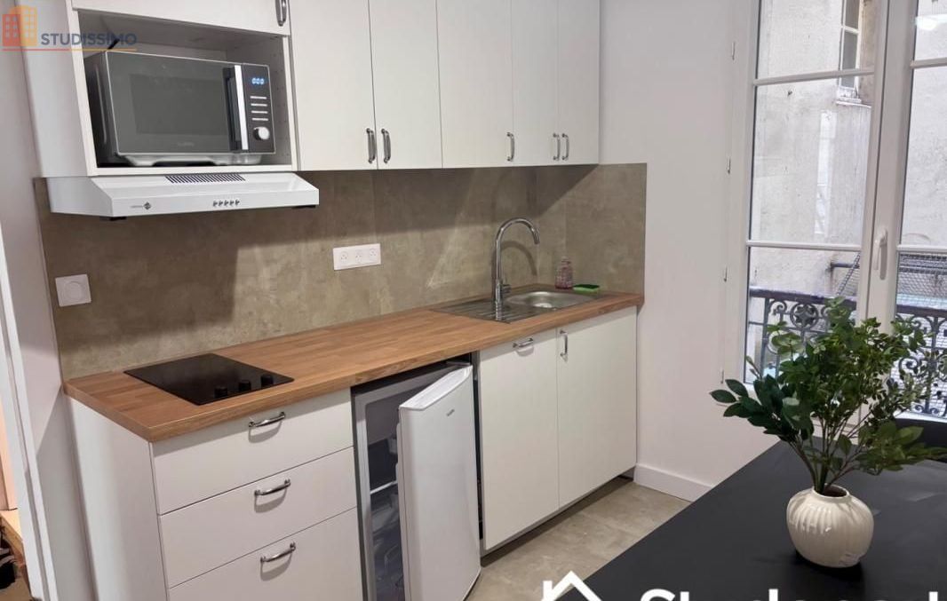 Studio meublé 28m² Paris 18e - Meublé, 1er étage - Photo 3