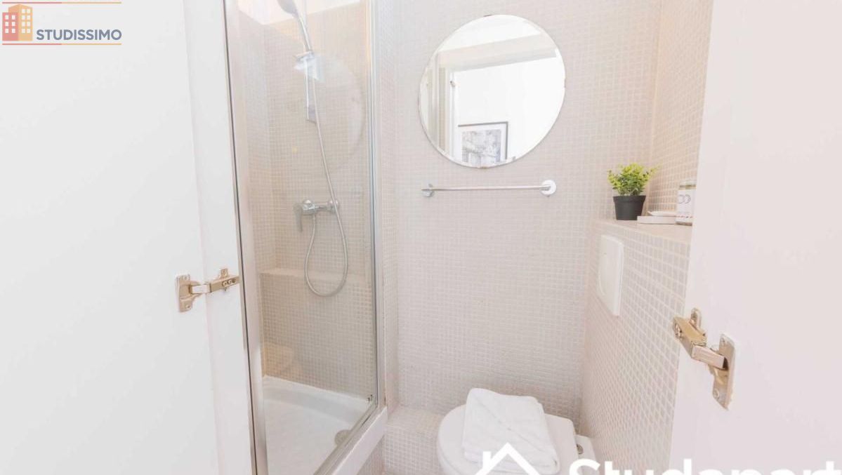Studio meublé 10m² Paris 16e - Étage élevé, lumineux - Photo 3