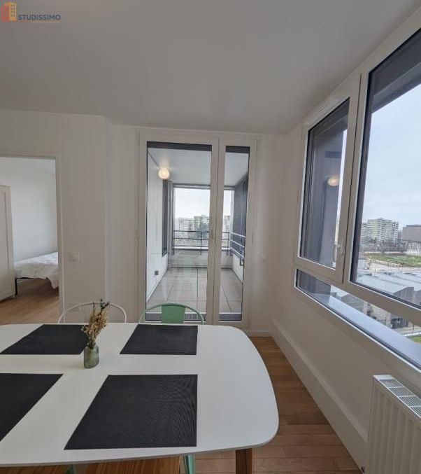 Studio meublé 12m² Paris 18e - Vue, lumineux - Photo 4