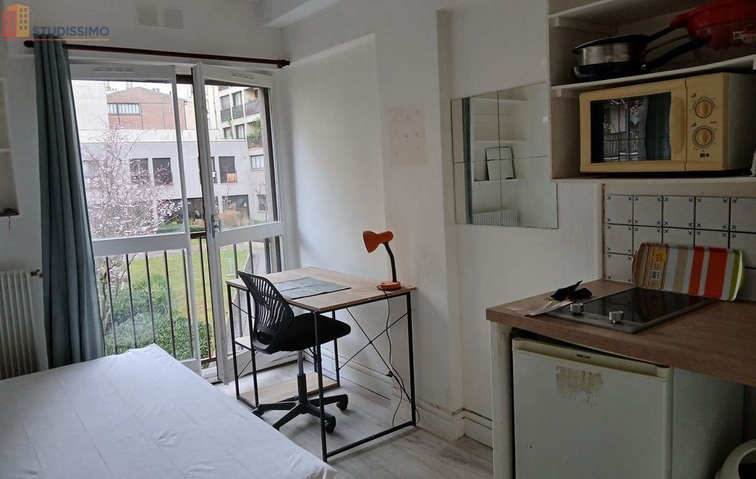 Studio meublé 13m² Paris 20e - Proche métro Gambetta - Photo 1