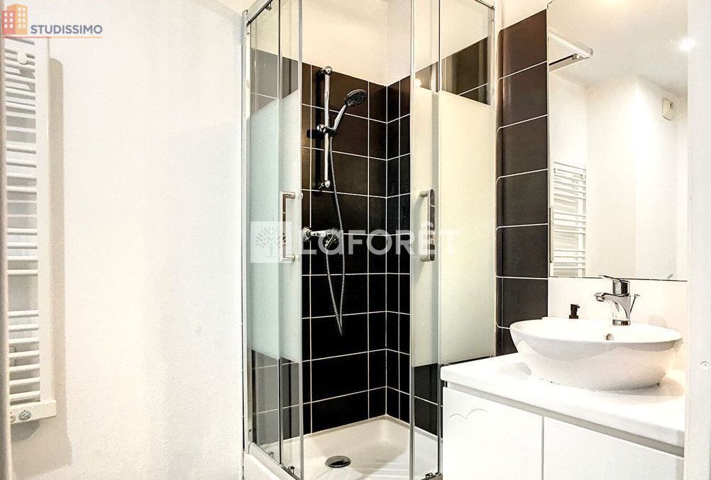 Studio 23m² Caluire-et-Cuire - Meublé, 1 pièce - Photo 1