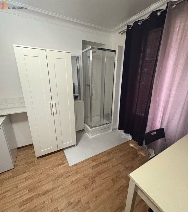 Studio meublé 12m² Paris 11e - Calme, lumineux - Photo 1