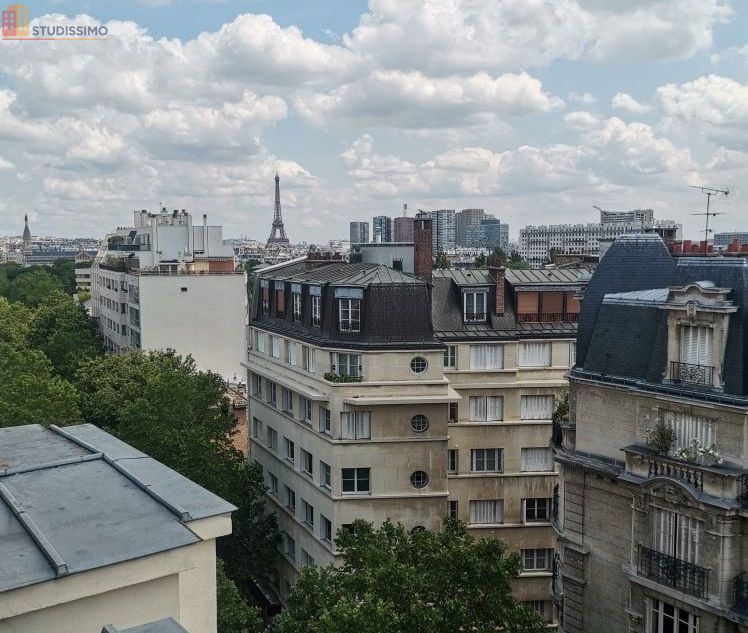 Studio meublé 9m² Paris 16e - Vue sur les toits, dernier étage - Photo 2