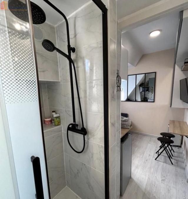 Studio 10m² Paris 15e - Photo 1
