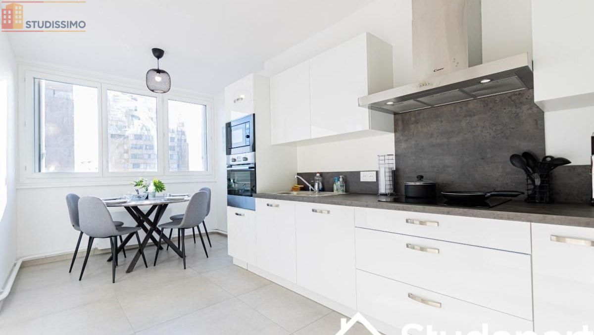 Studio meublé 12m² Villeurbanne - Vue, 7e étage - Photo 3