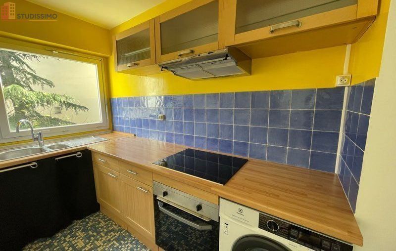 Studio meublé 25m² Paris 10e - Balcon, proche Canal Saint-Martin - Photo 2