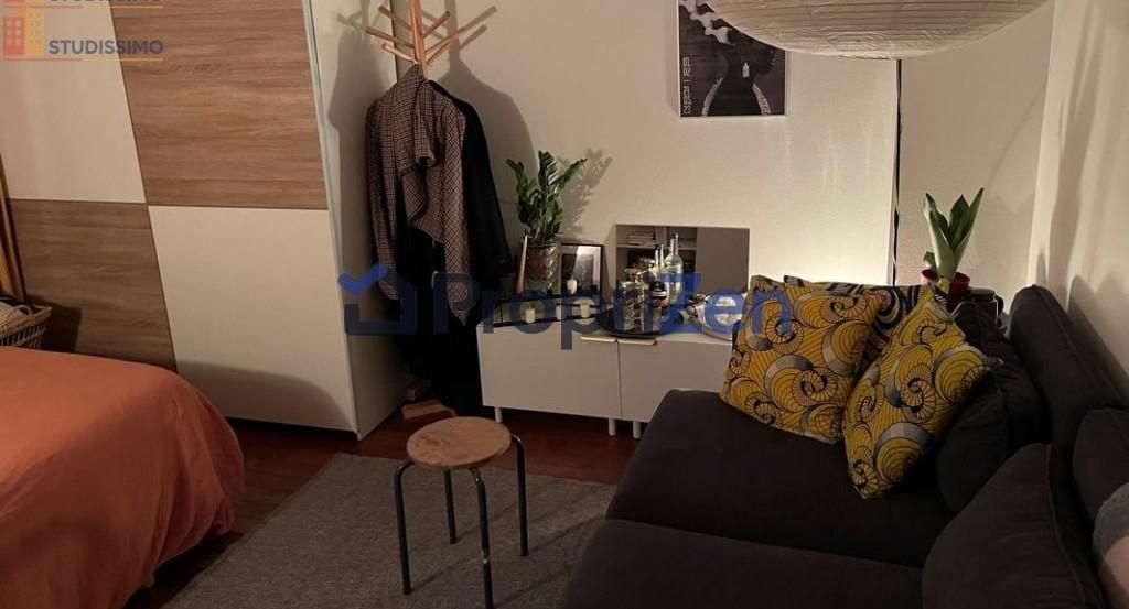 Studio 27m² Paris 9e - Photo 0