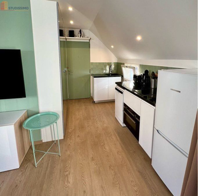 Studio meublé 24m² Paris 17e - Balcon 8m², lumineux - Photo 3