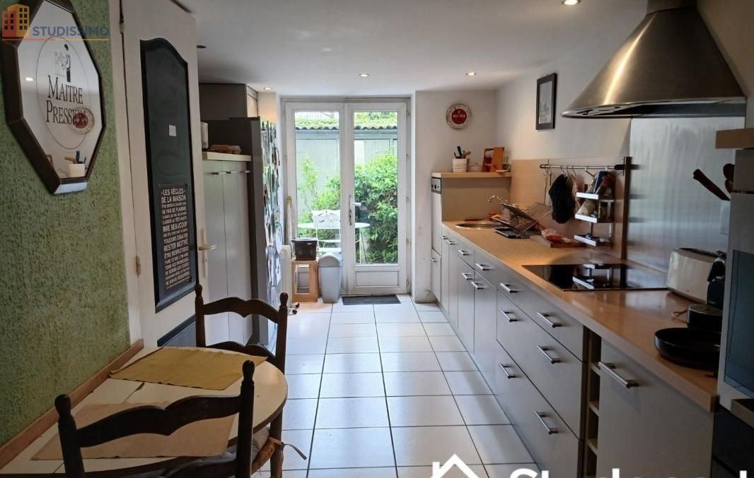 Studio meublé 11m² Villeurbanne - Calme, lumineux - Photo 1