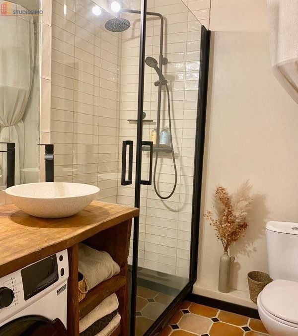 Studio 31m² Paris 10e - Rénové, meublé - Photo 1