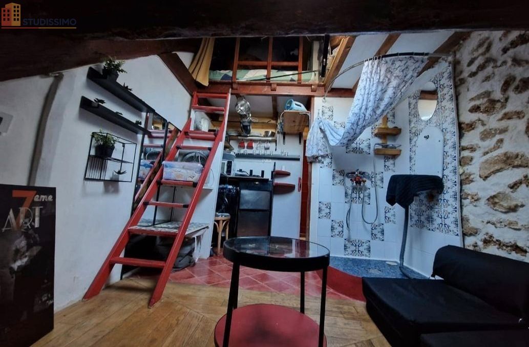 Studio meublé 16m² Paris 10e - Étage élevé, lumineux - Photo 4
