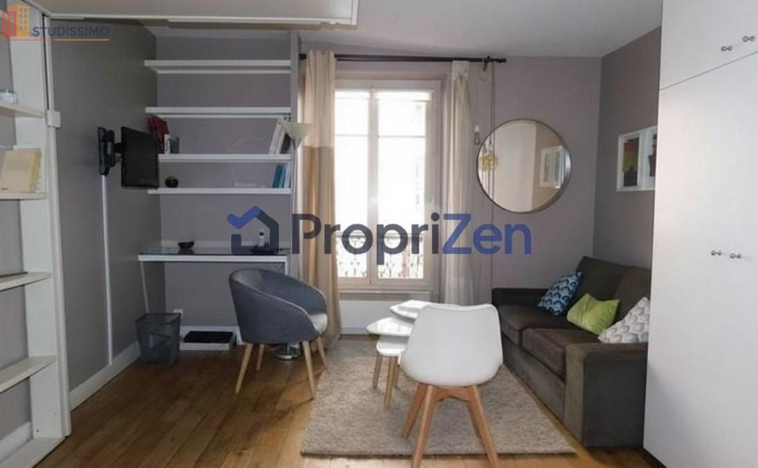 Studio à Paris