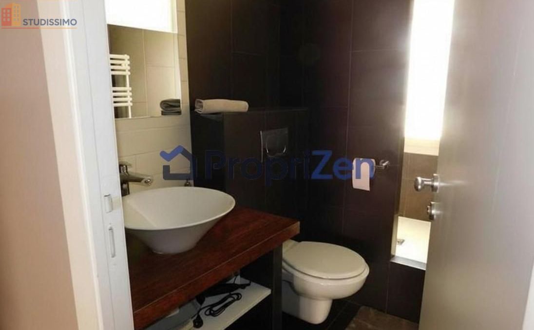 Studio meublé 28m² Paris 18e - Meublé, 1er étage - Photo 11