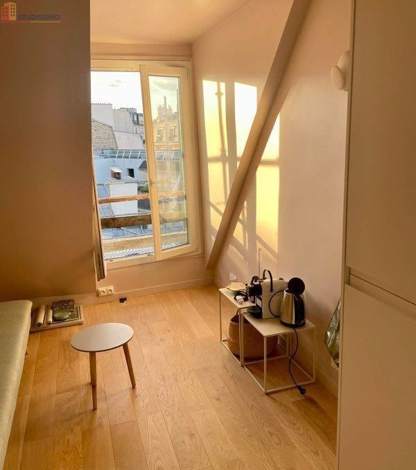 Studio meublé 9m² Paris 10e - Lumineux, 5e étage - Photo 4