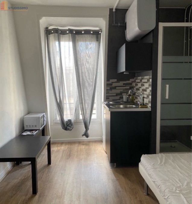 Studio à Paris