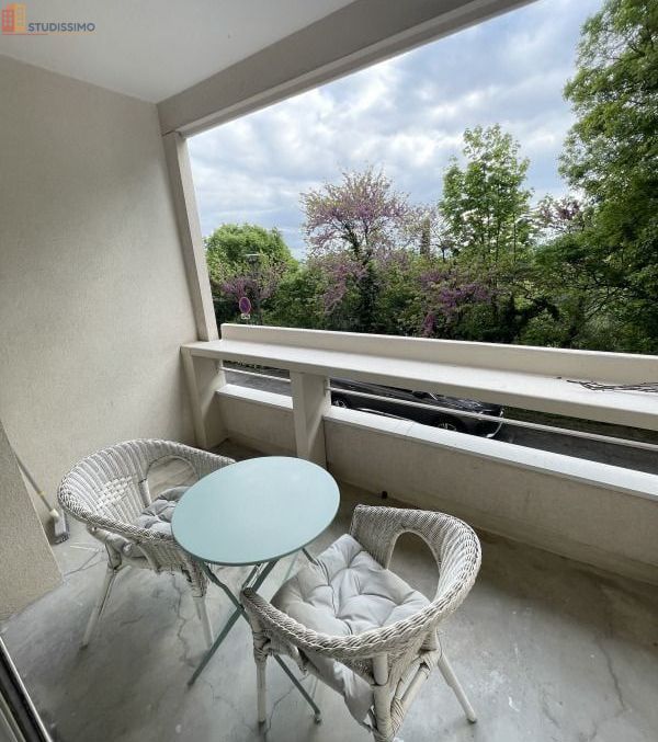 Studio meublé 15m² Caluire-et-Cuire - Meublé, 2e étage - Photo 1