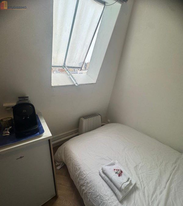 Studio meublé 9m² Paris 8e - Pied-à-terre, bureau - Photo 5