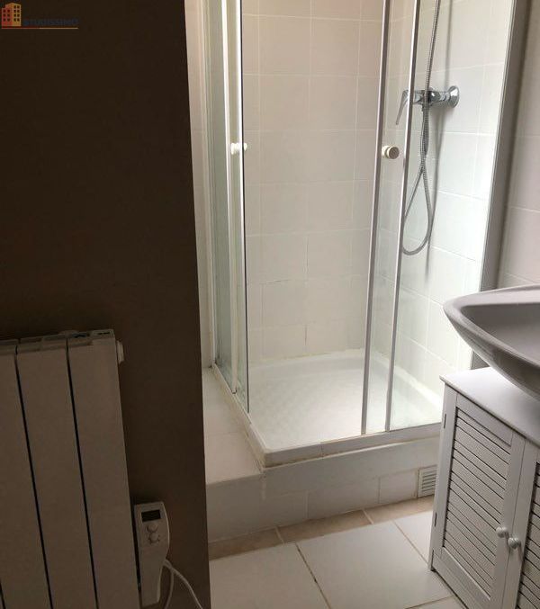 Studio 27m² Paris 14e - Meublé, dernier étage - Photo 2