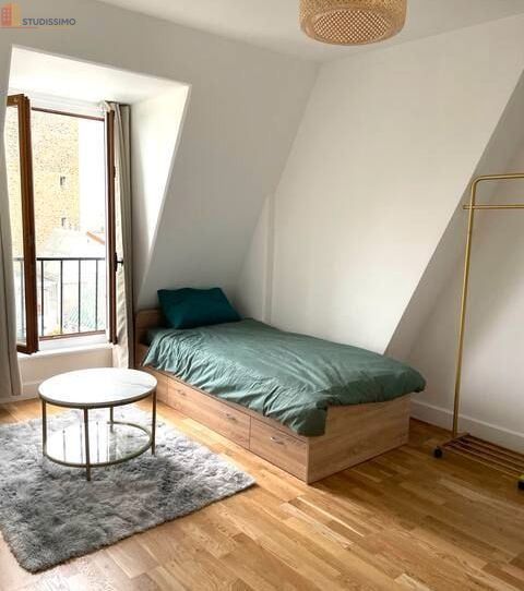 Studio 17m² Paris 18e Montmartre - Meublé, dernier étage - Photo 2