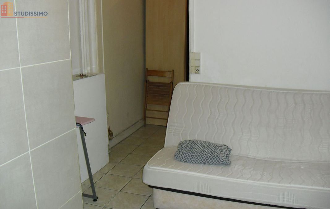 Studio meublé 15m² Paris 18e - Meublé, 4e étage - Photo 2