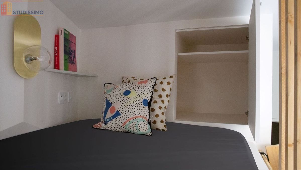 Studio meublé 17m² Paris 16e - Meublé, 1er étage - Photo 1