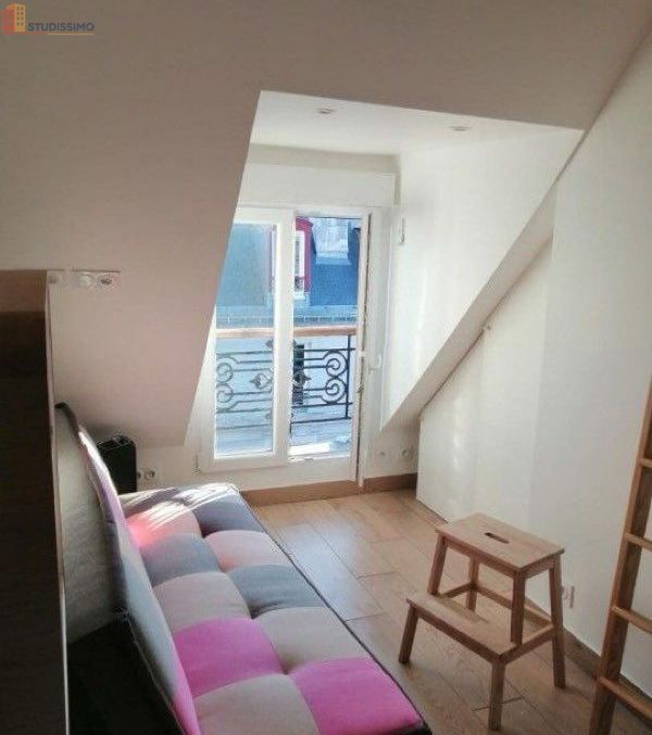 Studio meublé 12m² Paris 11e - Paisible, dernier étage - Photo 4
