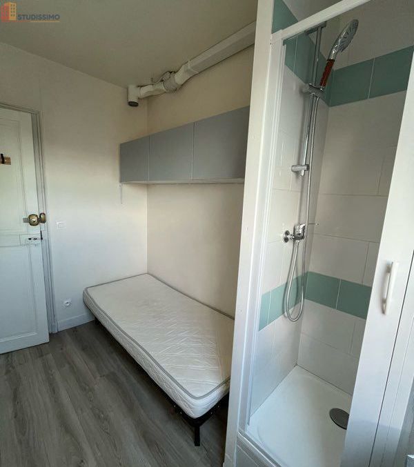 Studio 9m² Paris 17e - Meublé, dernier étage - Photo 3