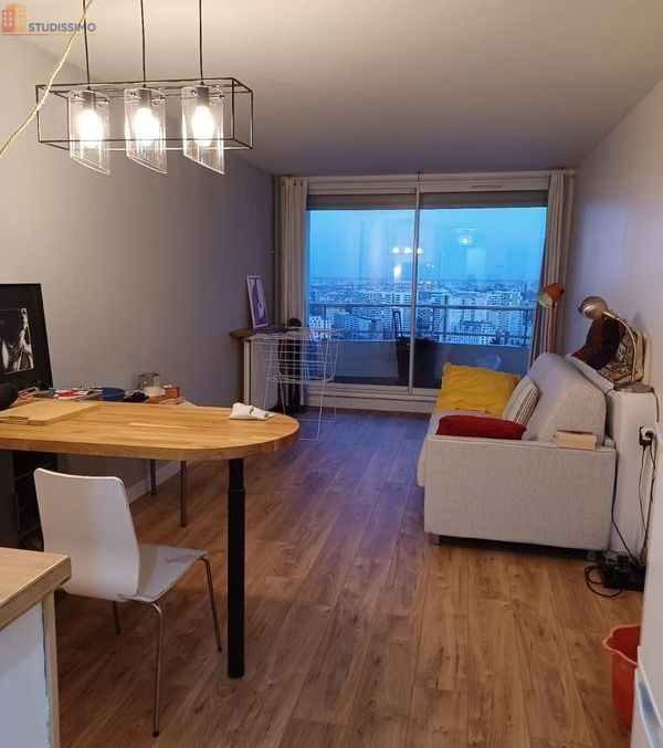 Studio 27m² Paris 18e - Meublé, dernier étage - Photo 3