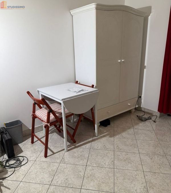 Studio meublé 18m² Paris 19e - Meublé, cave - Photo 5