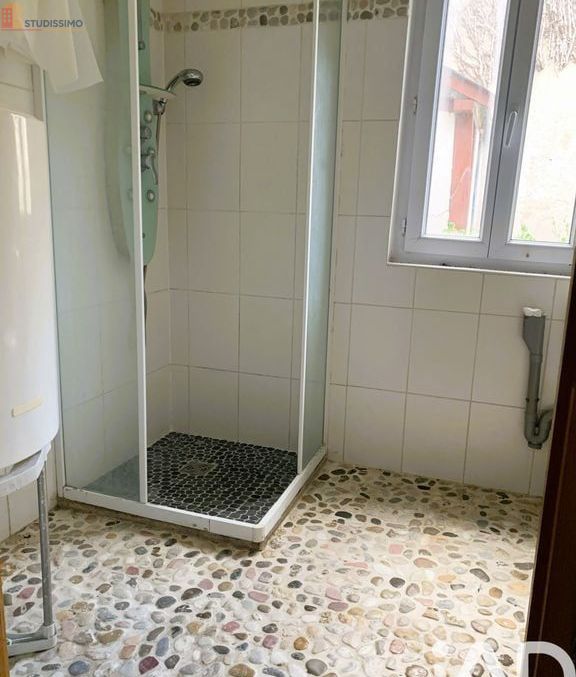 Studio 20m² Blois - Aucun caractère annoncé - Photo 3