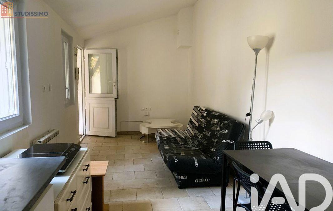 Studio 20m² Blois - Aucun caractère annoncé - Photo 2