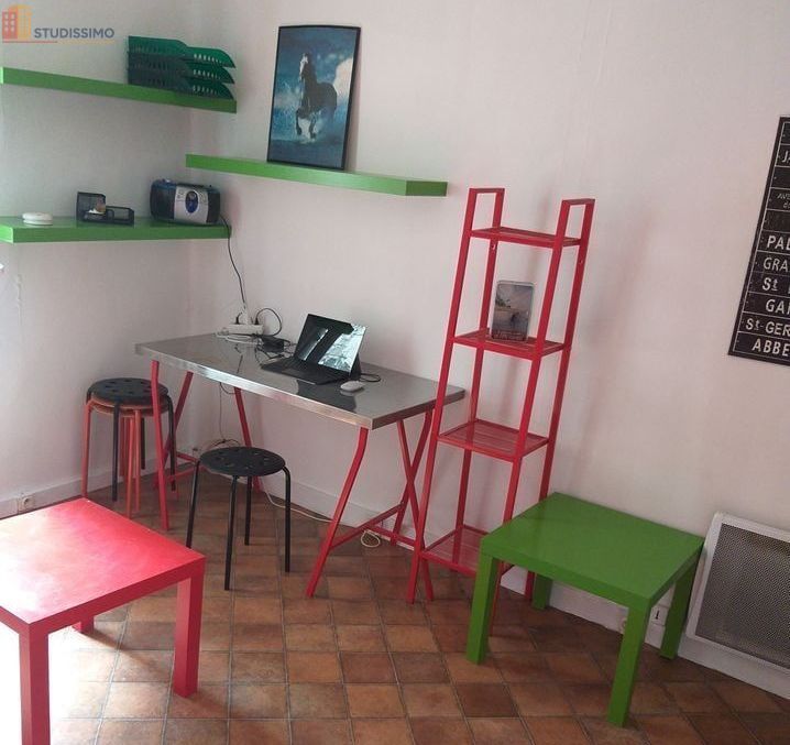 Studio à Paris