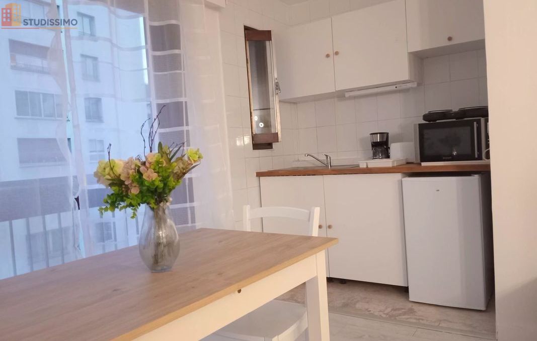 Studio meublé 27m² Paris 17e - Neuf, 5e étage - Photo 13