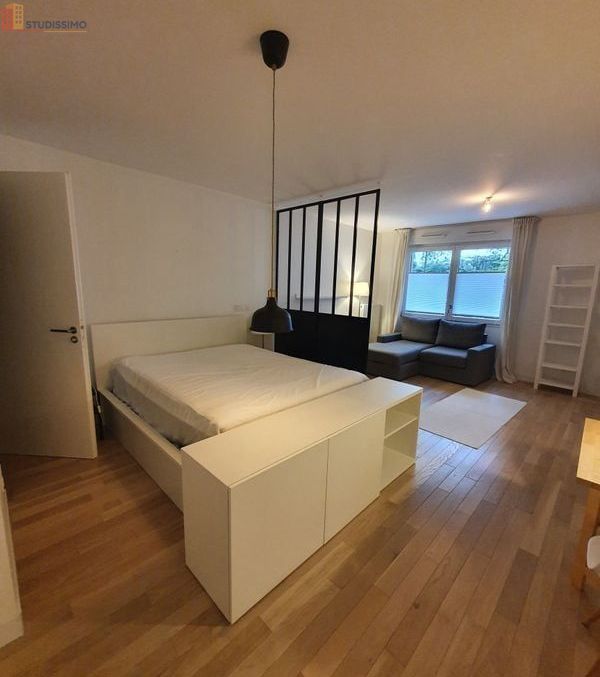 Studio meublé 39m² Paris 9e - Proche métro Liège, lumineux - Photo 15