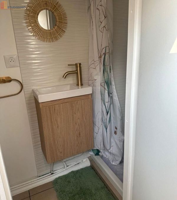Studio meublé 15m² Paris 9e - Climatisé, 5e étage - Photo 1