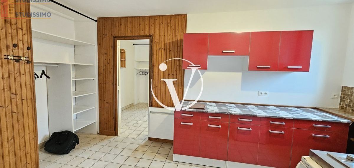 Studio 31m² Vendôme - DPE F, pièce de vie lumineuse - Photo 9