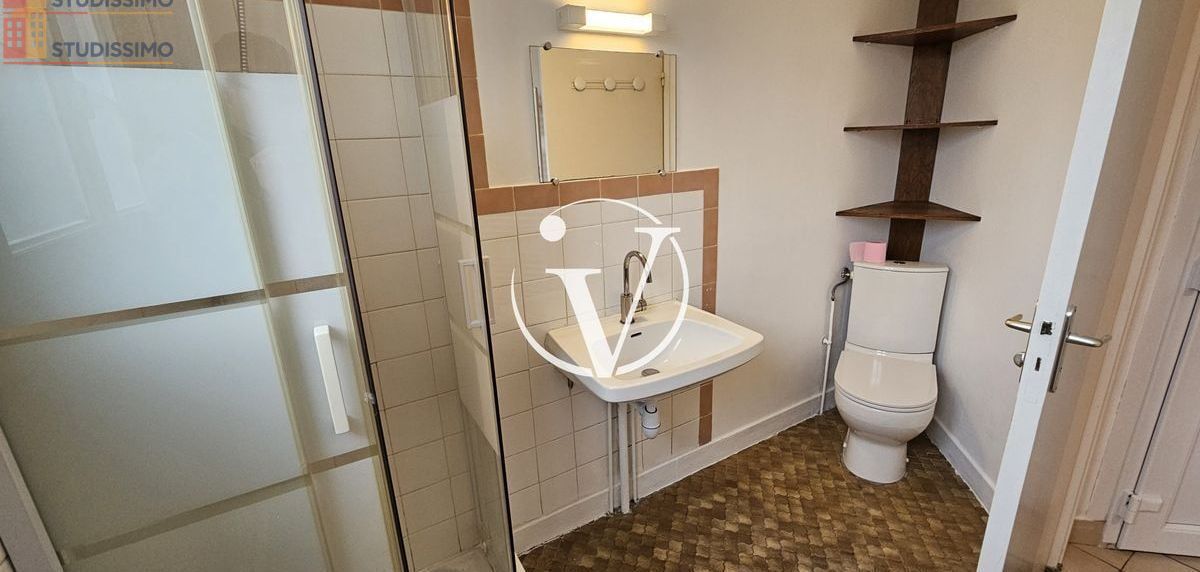Studio 31m² Vendôme - DPE F, pièce de vie lumineuse - Photo 3