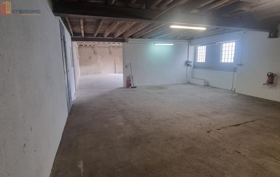 Studio 170m² Blois - Loft/atelier, grande hauteur sous plafond - Photo 3