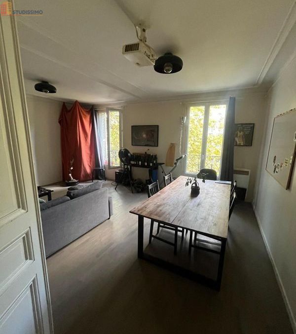 Studio 70m² Paris 18e - Chambre meublée, disponible - Photo 2