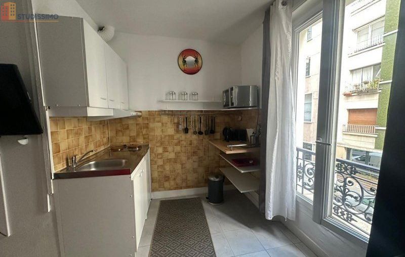 Studio meublé 20m² Paris 18e - Beau, calme - Photo 2