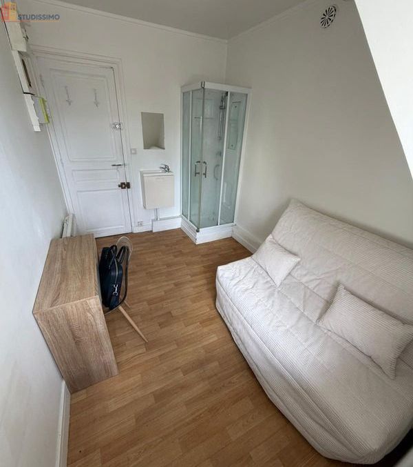Studio à Paris