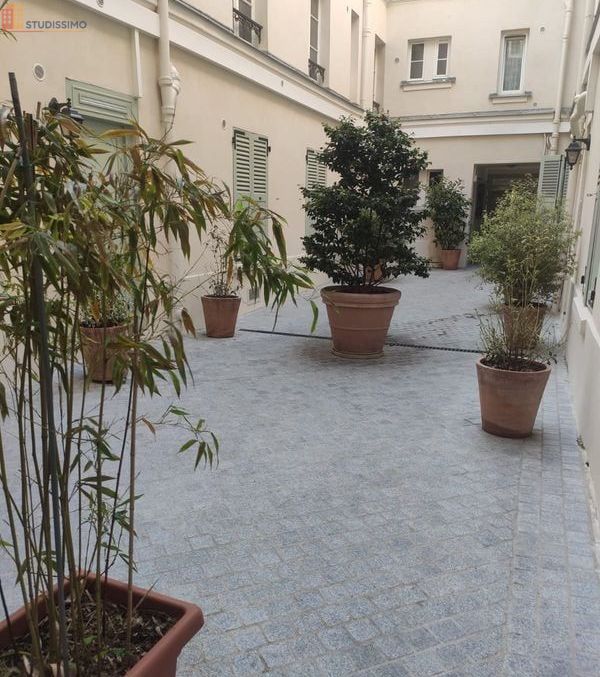 Studio meublé 13m² Paris 18e Montmartre - Meublé, calme - Photo 12