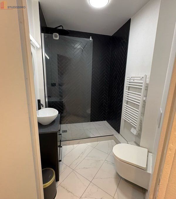 Studio meublé 38m² Paris 17e - Extérieur, lumineux - Photo 2